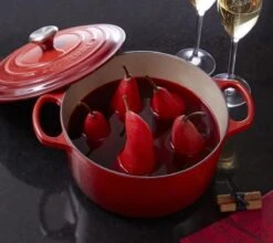 Le Creuset Signature Braadpan - 4,2 L - 24 Cm - Kersenrood -Keukengerei Winkel 1200x1070