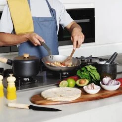 DeBuyer Mineral B Element Koekenpan - Zilver - Rond - Ø 28 Cm 12 DeBuyer Mineral B Element Koekenpan - Zilver - Rond - Ø 28 Cm -Keukengerei Winkel 1200x1200 259