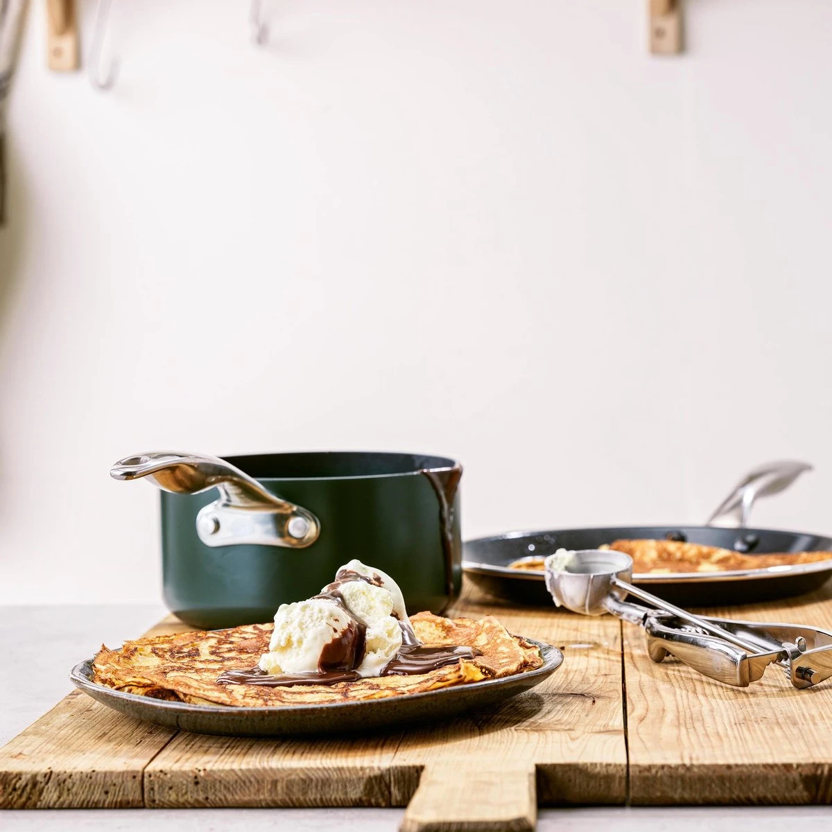 Dagelijkse Kost - Jeroen Meus - Steelpan ø16cm 1,58L - Inductie - Anti-aanbak - PFAS-vrij 3 Dagelijkse Kost - Jeroen Meus - Steelpan ø16cm 1,58L - Inductie - Anti-aanbak - PFAS-vrij - Afbeelding 2