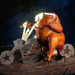 GrillX Beer Can Chicken Houder - Kiphouder Motorcycle - BBQ Accesoires - Bierkip - Barbeque Gereedschap - Chicken Sitter 10 GrillX Beer Can Chicken Houder - Kiphouder Motorcycle - BBQ Accesoires - Bierkip - Barbeque Gereedschap - Chicken Sitter -Keukengerei Winkel 1200x1200 598