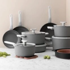 BergHOFF Leo Hapjespan Stone - 28 Cm - Met Glazen Deksel 9 BergHOFF Leo Hapjespan Stone - 28 Cm - Met Glazen Deksel -Keukengerei Winkel 1200x1200 82