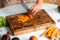 VDN Professionele Snijplank Acacia Hout Met Sapgeul En Handvatten – Hakblok 26x38x3.5 Cm -Keukengerei Winkel 1200x799 79