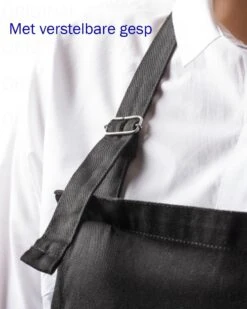 IK DOE OOK MAAR WAT Unisex Schort - Zwart - One Size (volwassenen) - Keuken Schort - Barbeque BBQ Schort - Bedieningsschort - Grappige Teksten - Original Kwoots- Voor Zowel Mannen Als Vrouwen - Verstelbaar - Wasbaar - Cadeau - Apron -Keukengerei Winkel 959x1200 2